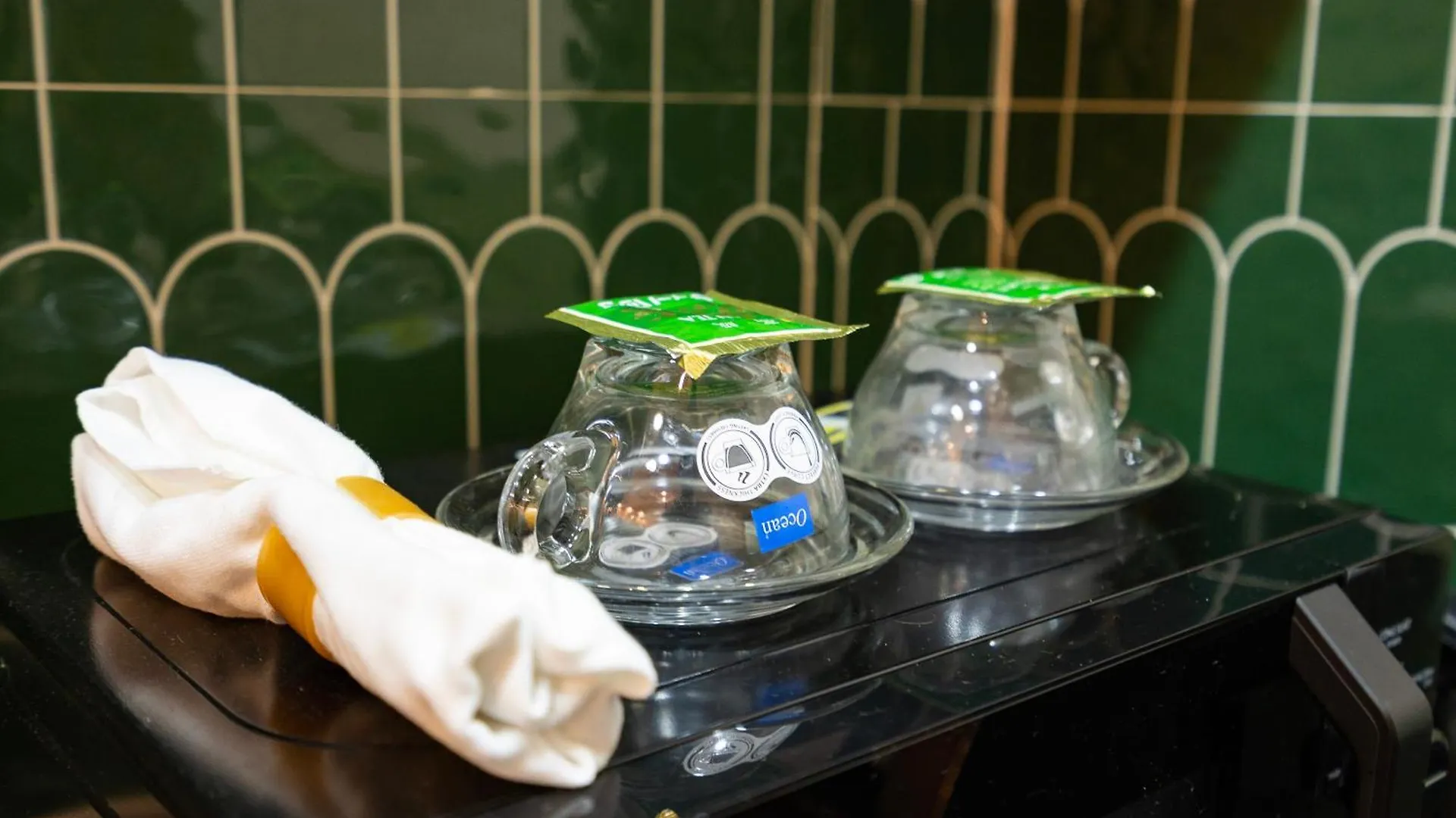 A Little Saigon Hotel - Bui Vien Walking Street Ho Chi Minh City Aparthotel