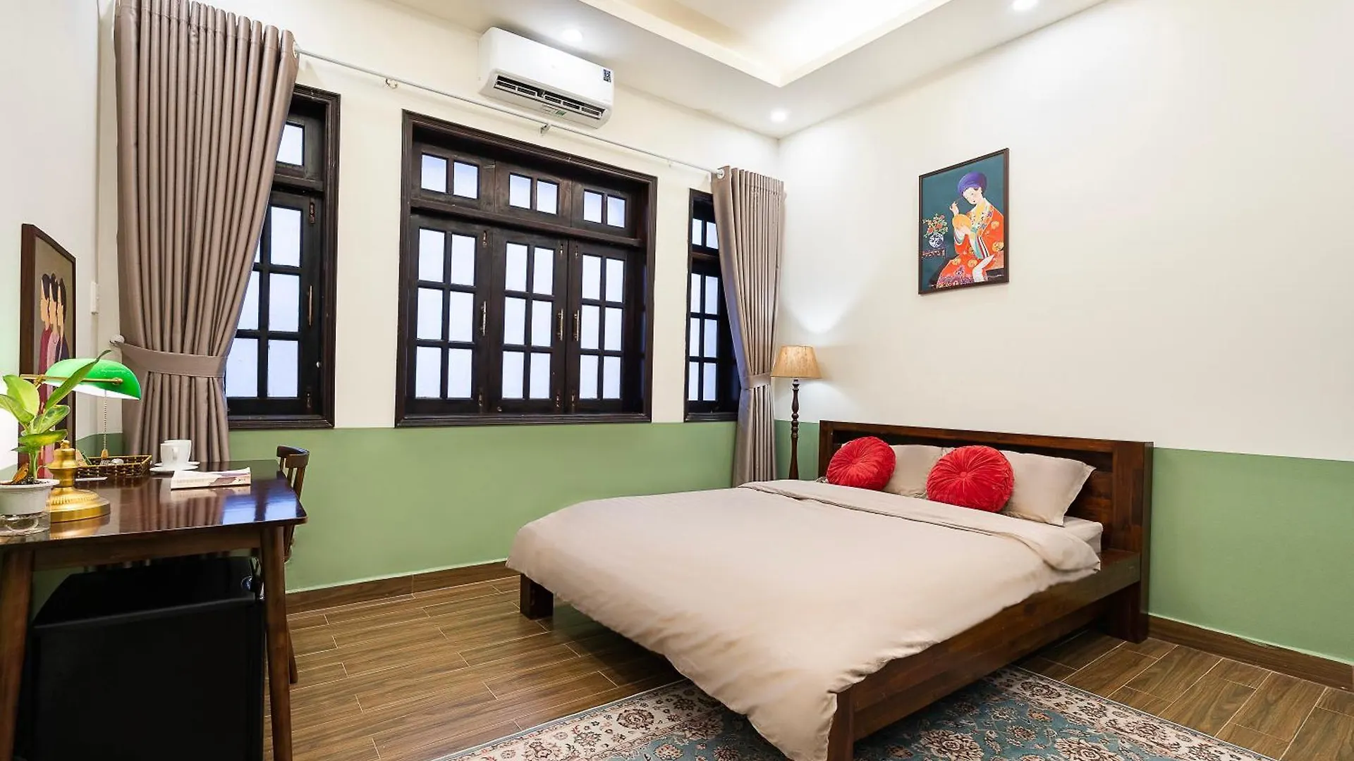 הו צ'י מין סיטי A Little Saigon Hotel - Bui Vien Walking Street מלון דירות הו צ'י מין סיטי
