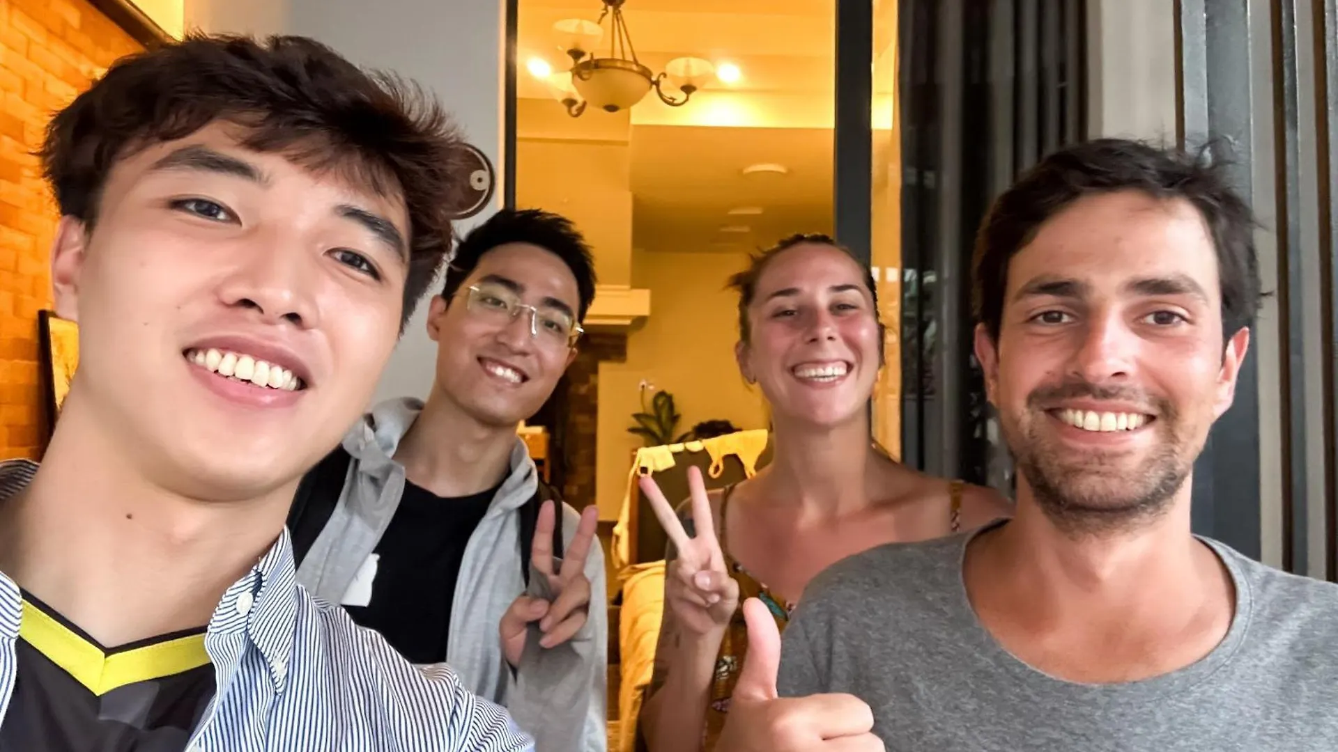 הו צ'י מין סיטי A Little Saigon Hotel - Bui Vien Walking Street וייטנאם